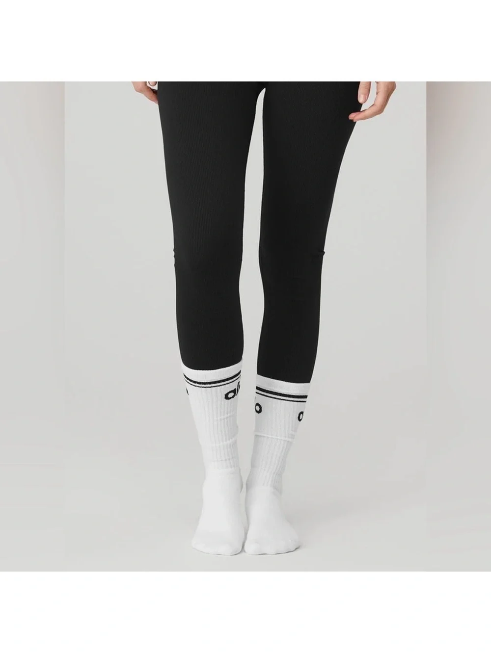 Alo Performance Crew Socks in White with Black Logo Barre Grip Preloved